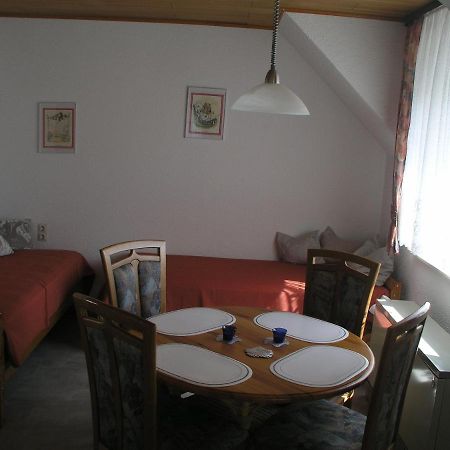 Ferienwohnung Am Deister Mit Grossem Balkon Springe Bagian luar foto